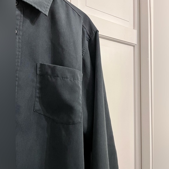 Button Up Shirt - Picture 3 of 4